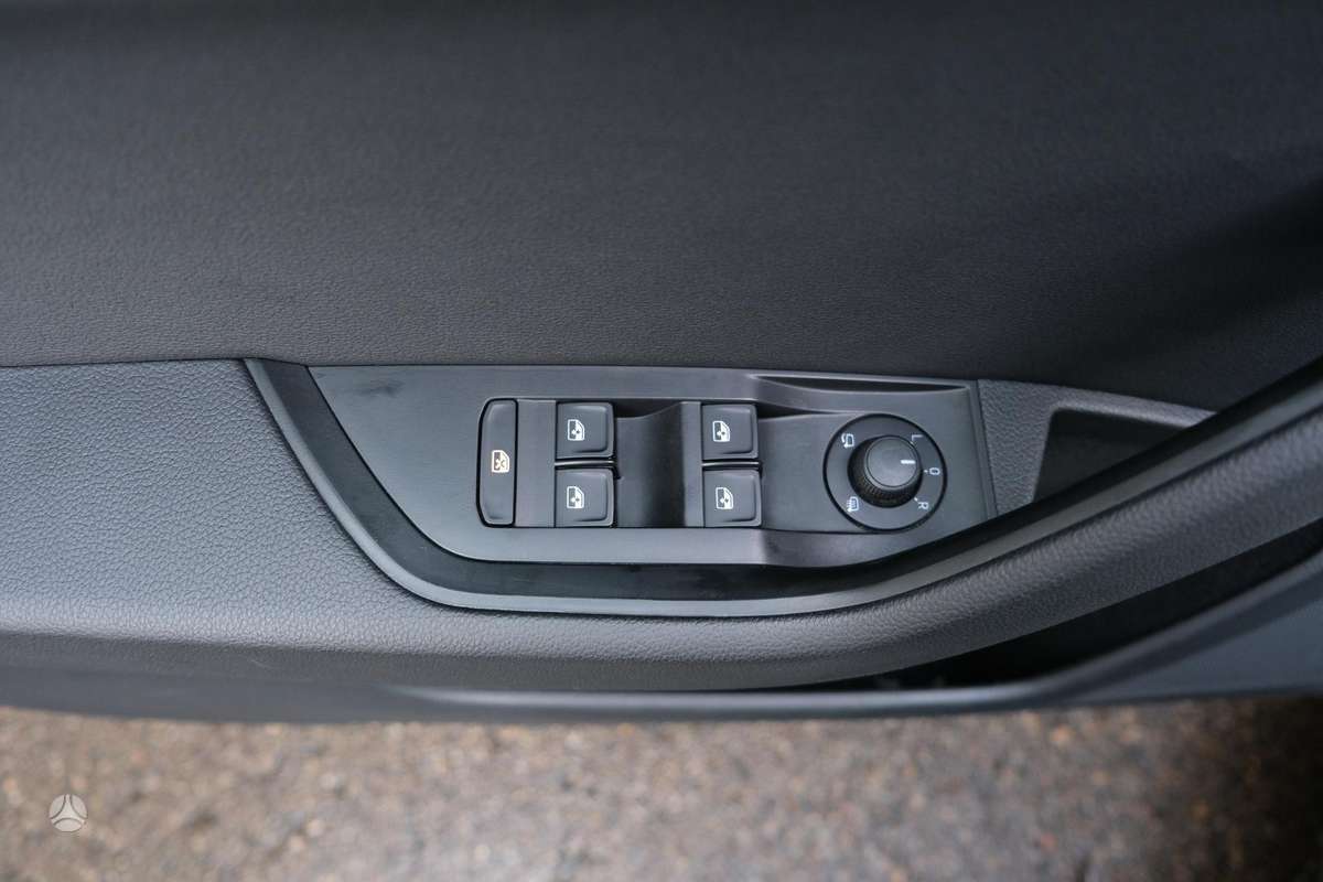 Skoda Superb, 1.5 l., hatchback