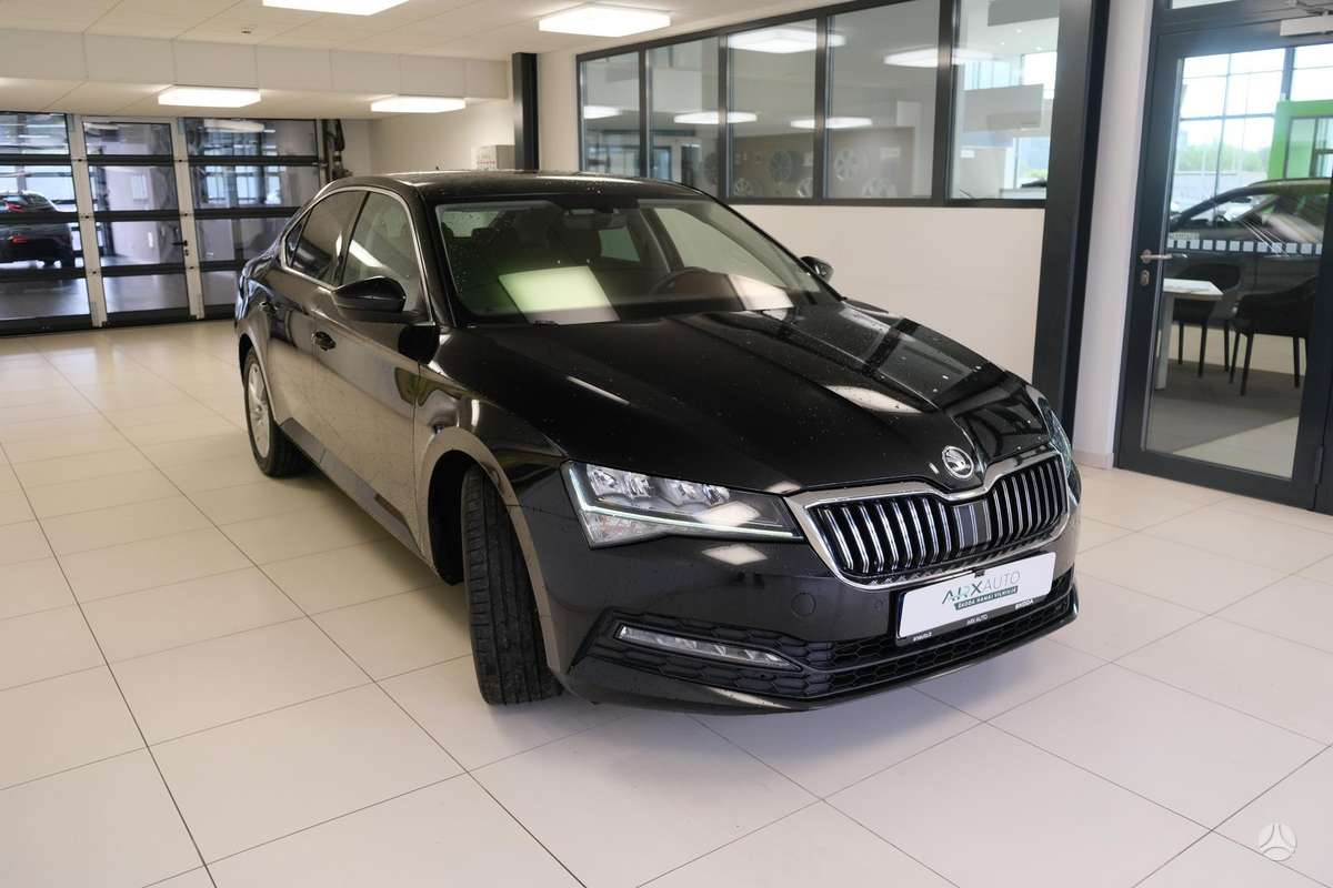 Skoda Superb, 1.5 l., hatchback