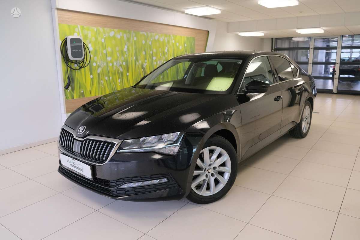 Skoda Superb, 1.5 l., hatchback