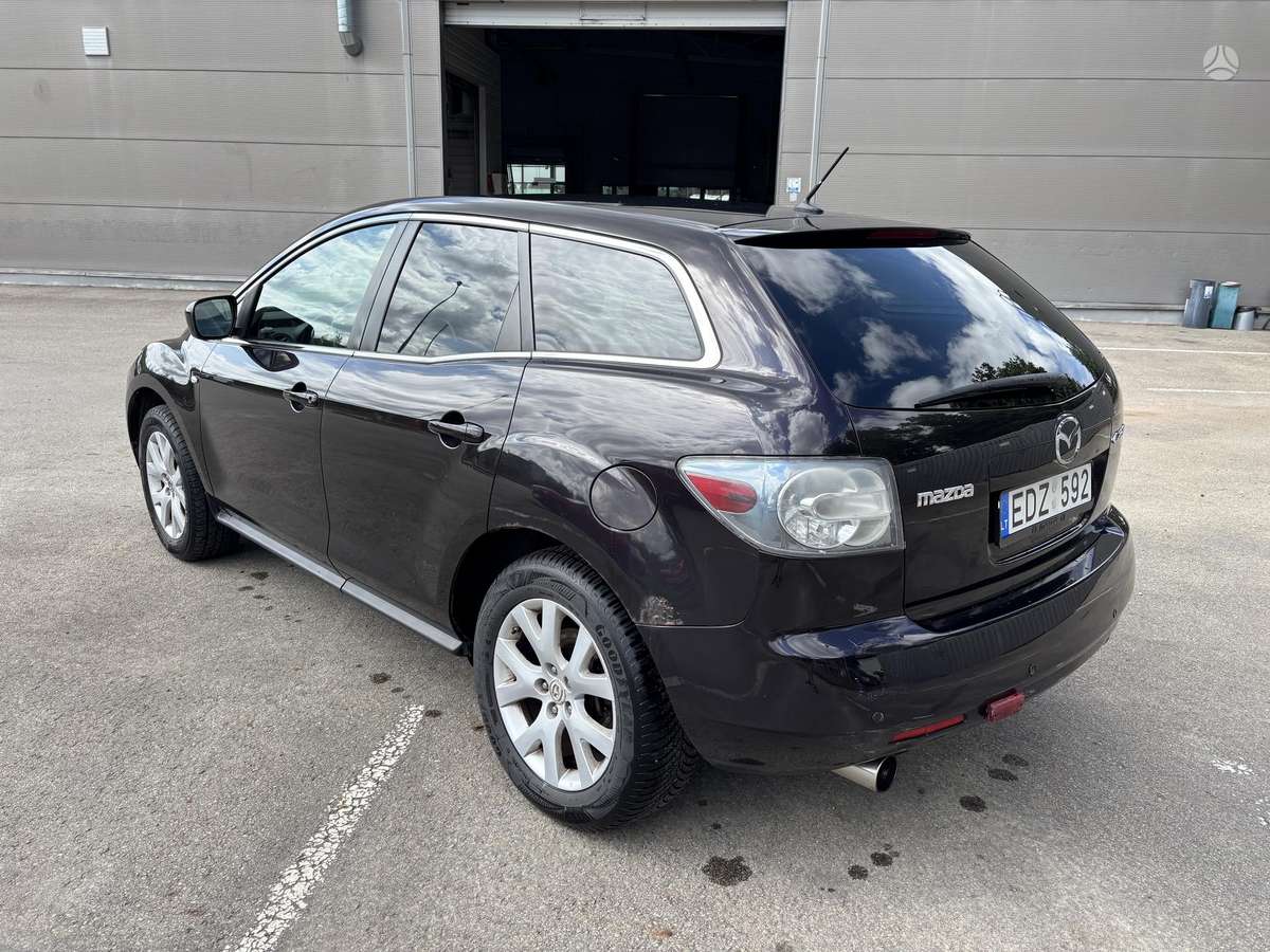 Mazda CX-7, 2.3 l., off-road / crossover