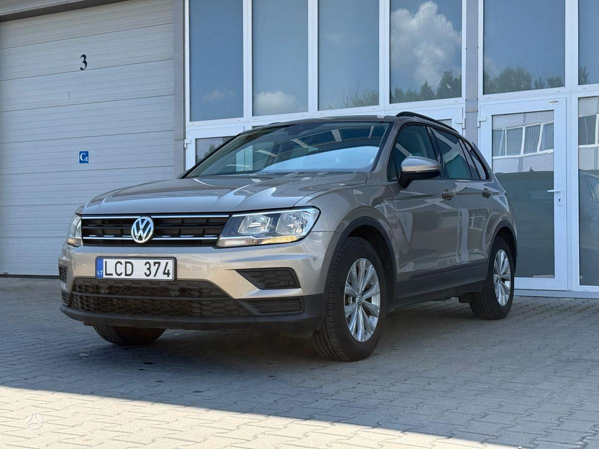 Volkswagen Tiguan - 5