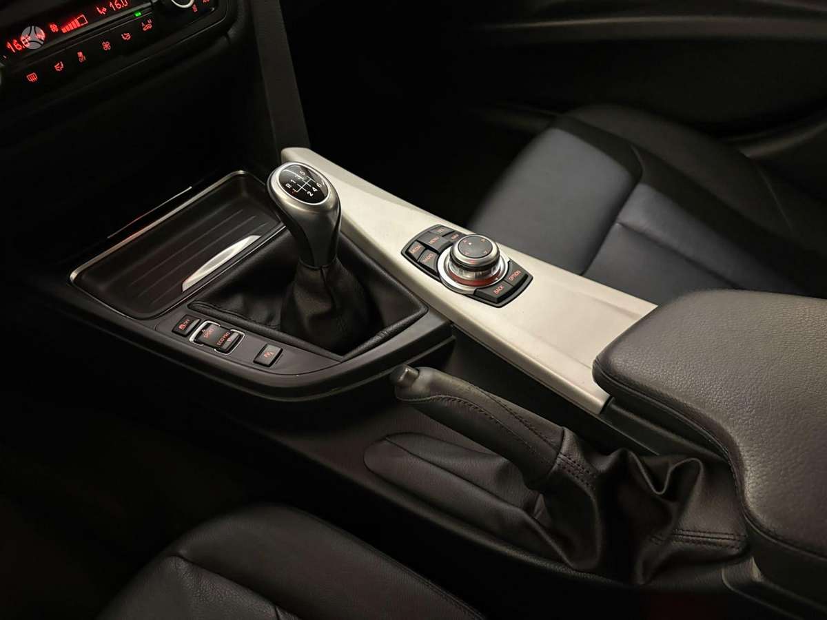 BMW 320, 2.0 l., Универсал