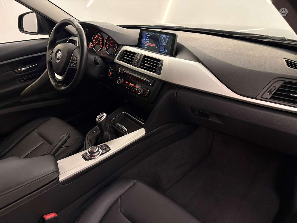 BMW 320, 2.0 l., wagon