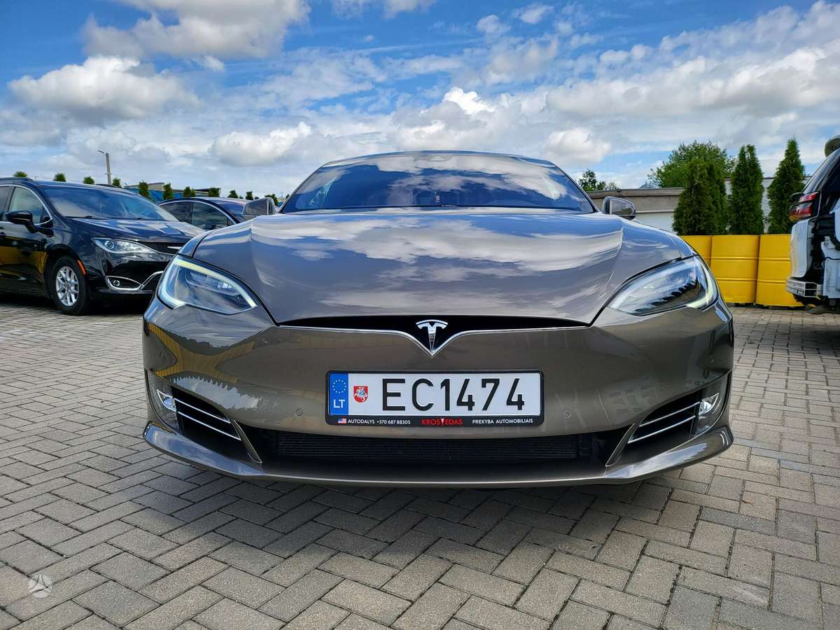 Tesla Model S, 85 kWh, saloon / sedan