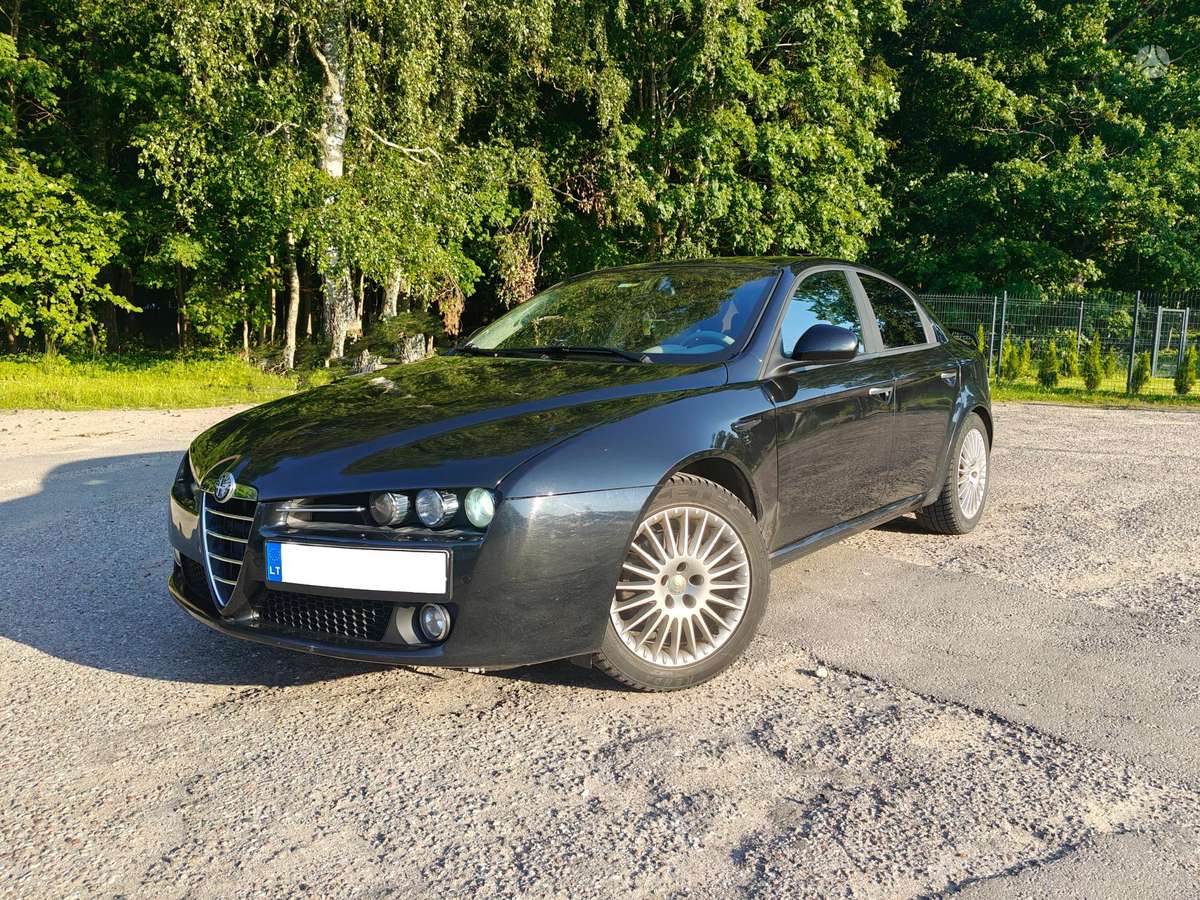 Alfa Romeo 159, 2.2 l., Седан