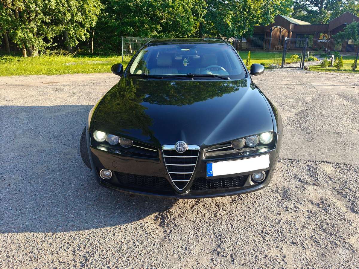 Alfa Romeo 159, 2.2 l., Седан