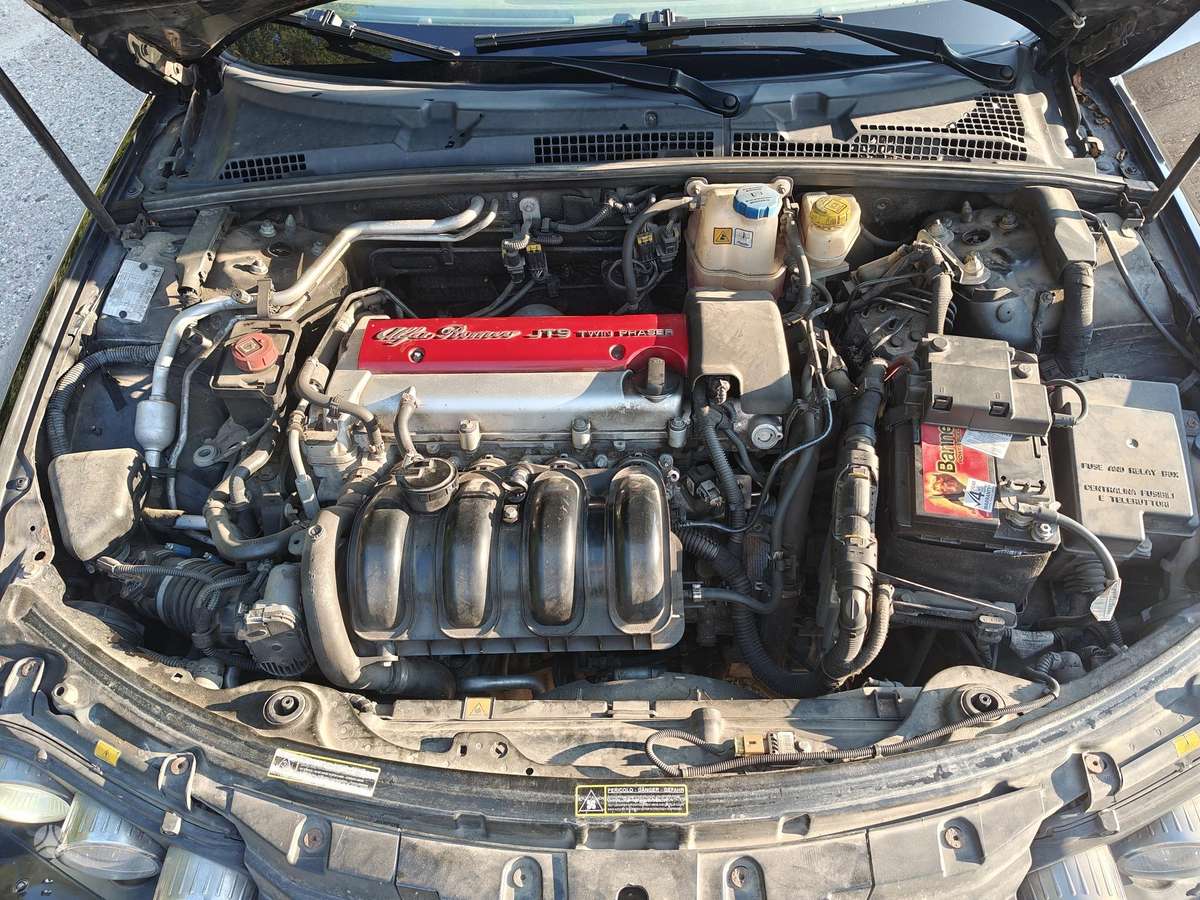 Alfa Romeo 159, 2.2 l., Седан