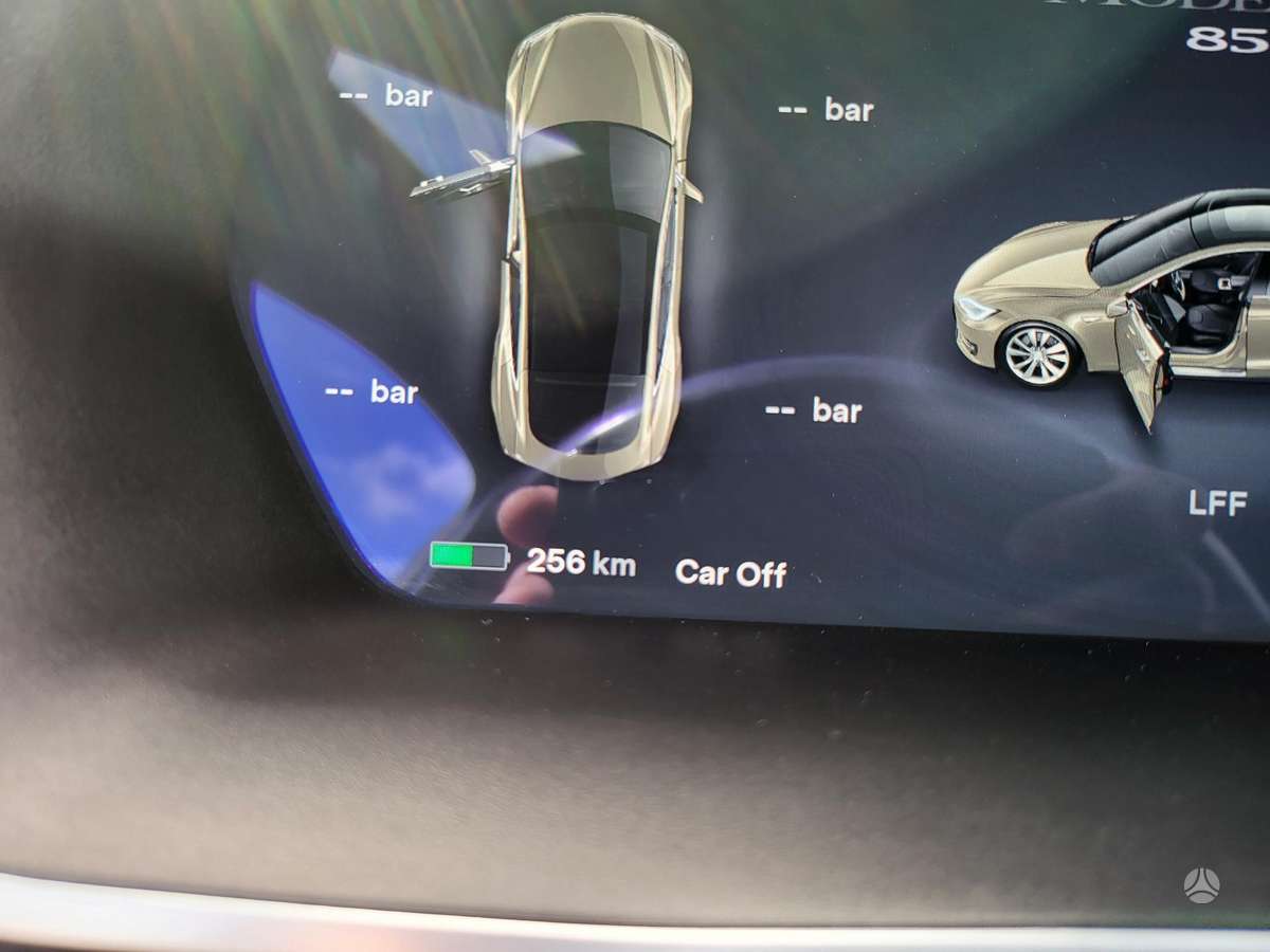 Tesla Model S, 85 кВт·ч, Седан