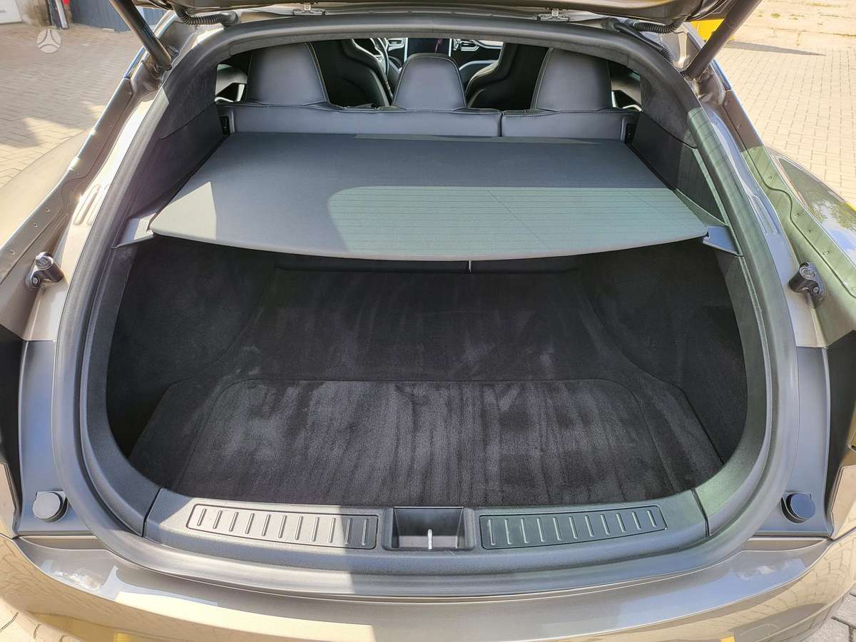 Tesla Model S, 85 кВт·ч, Седан
