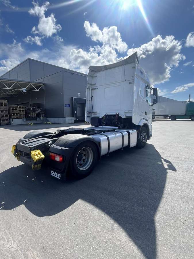 DAF XF480 FT, double sleeper