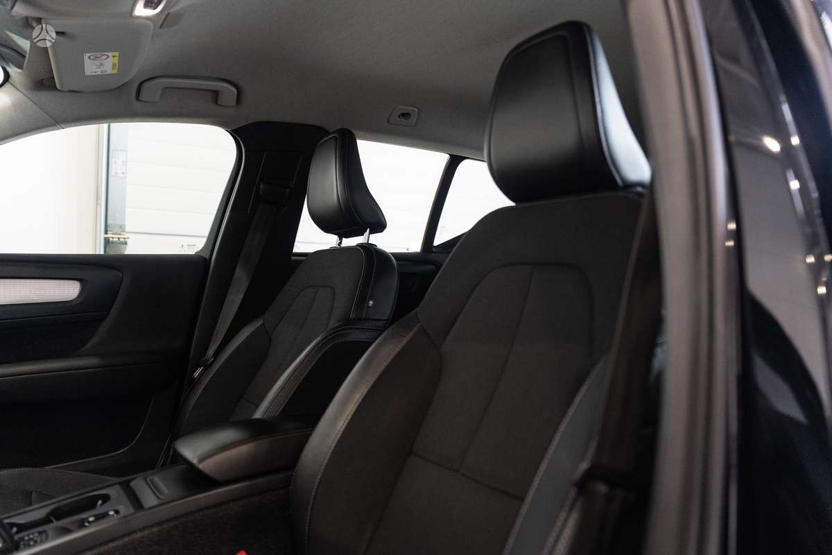 Volvo XC40 - 11