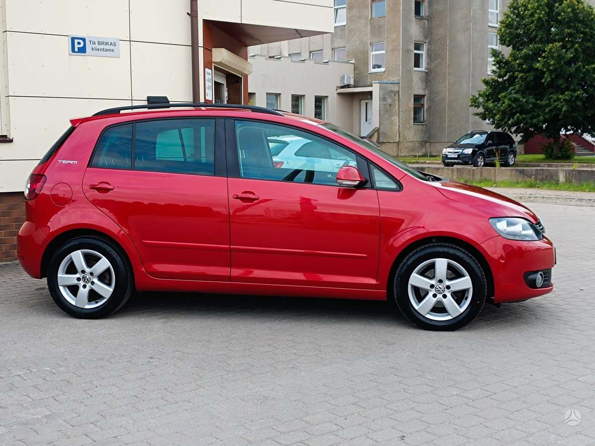 Volkswagen Golf Plus, 1.2 l., Минивэн