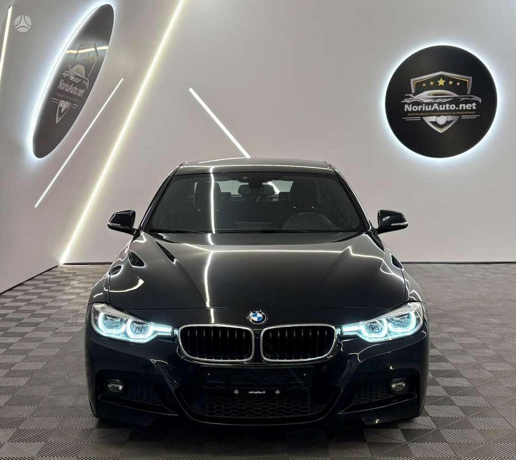 BMW 320, 2.0 l., Седан