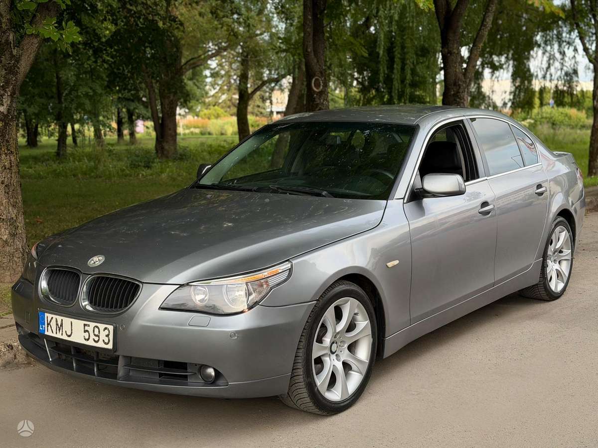 BMW 525, 2.5 l., Седан