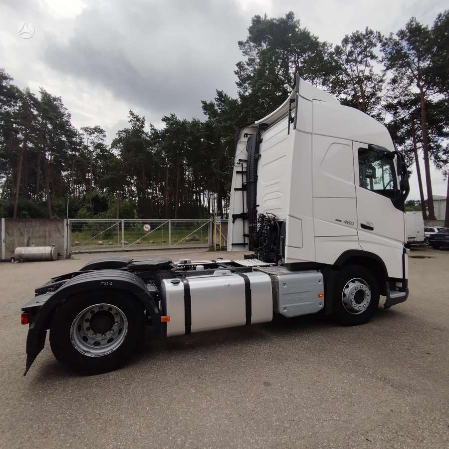 Volvo FH 460, double sleeper
