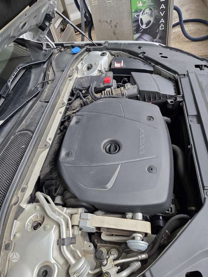 Volvo S90, 2.0 l., Седан