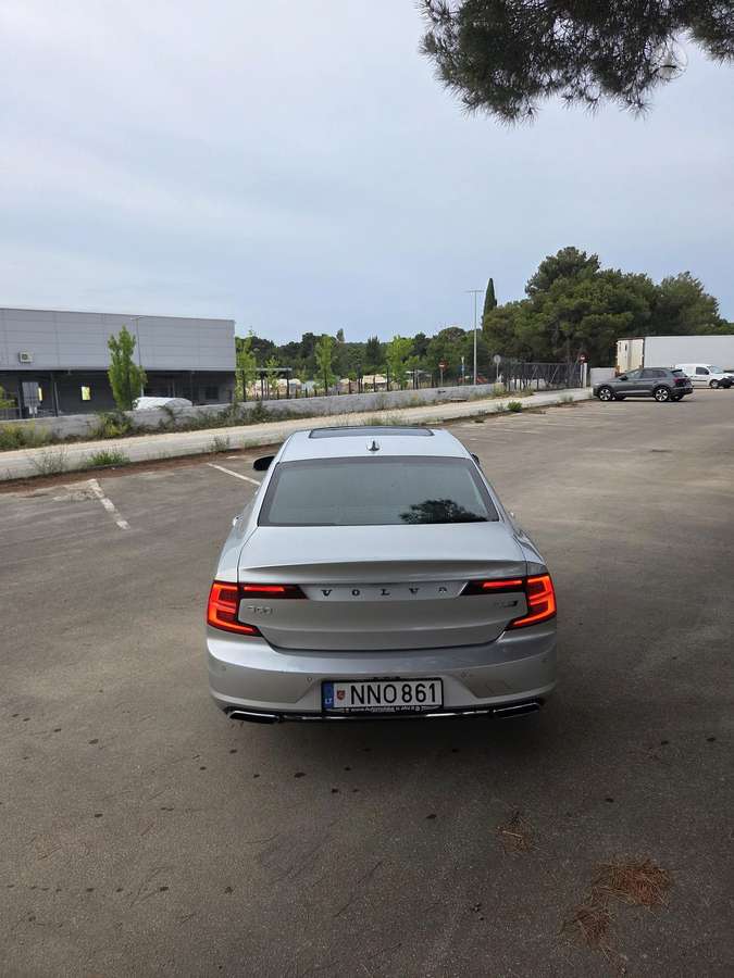 Volvo S90, 2.0 l., Седан