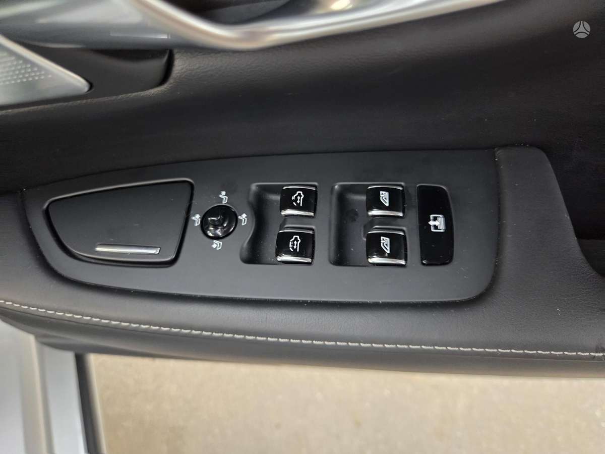 Volvo S90, 2.0 l., Седан