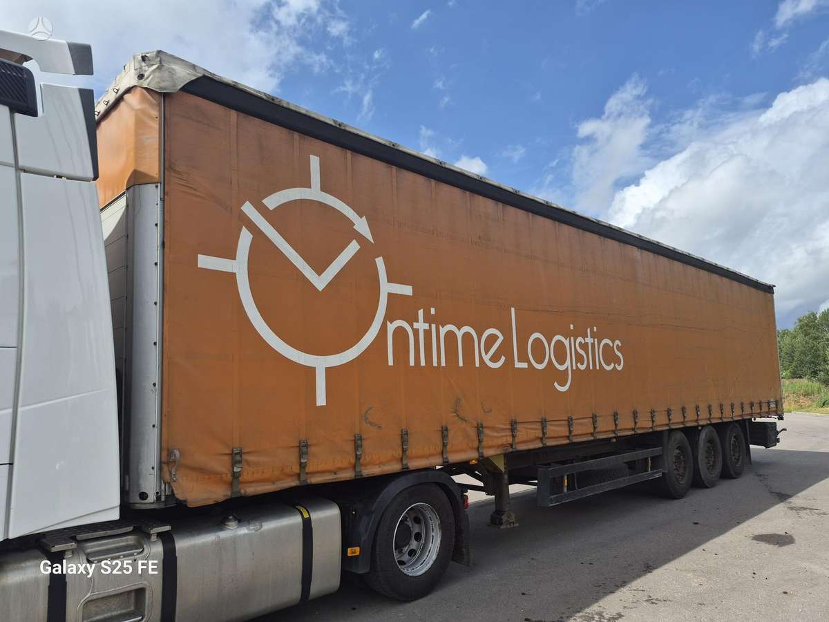 Schmitz SCS24/L, užuolaidinės / tentinės