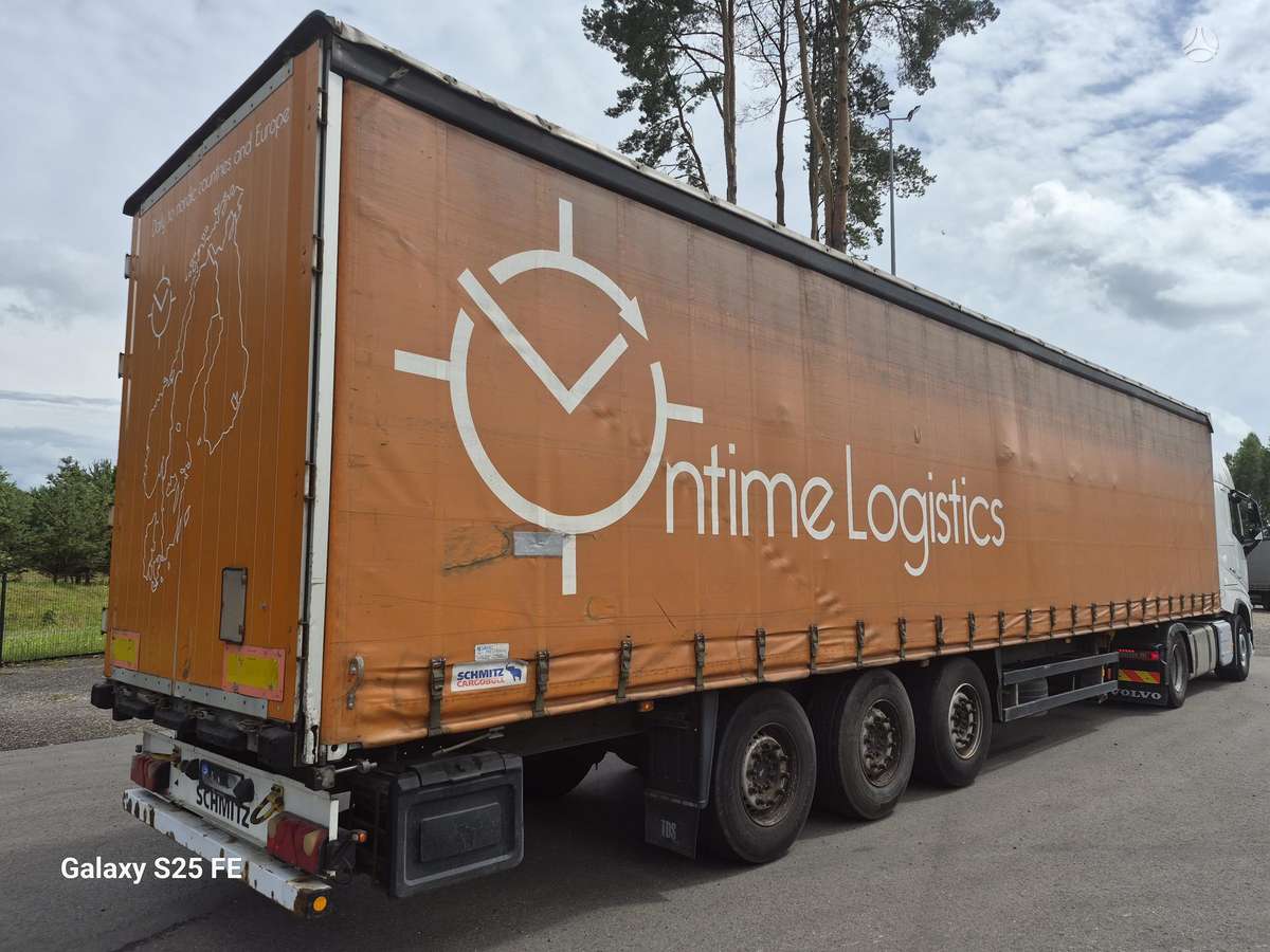 Schmitz SCS24/L, užuolaidinės / tentinės