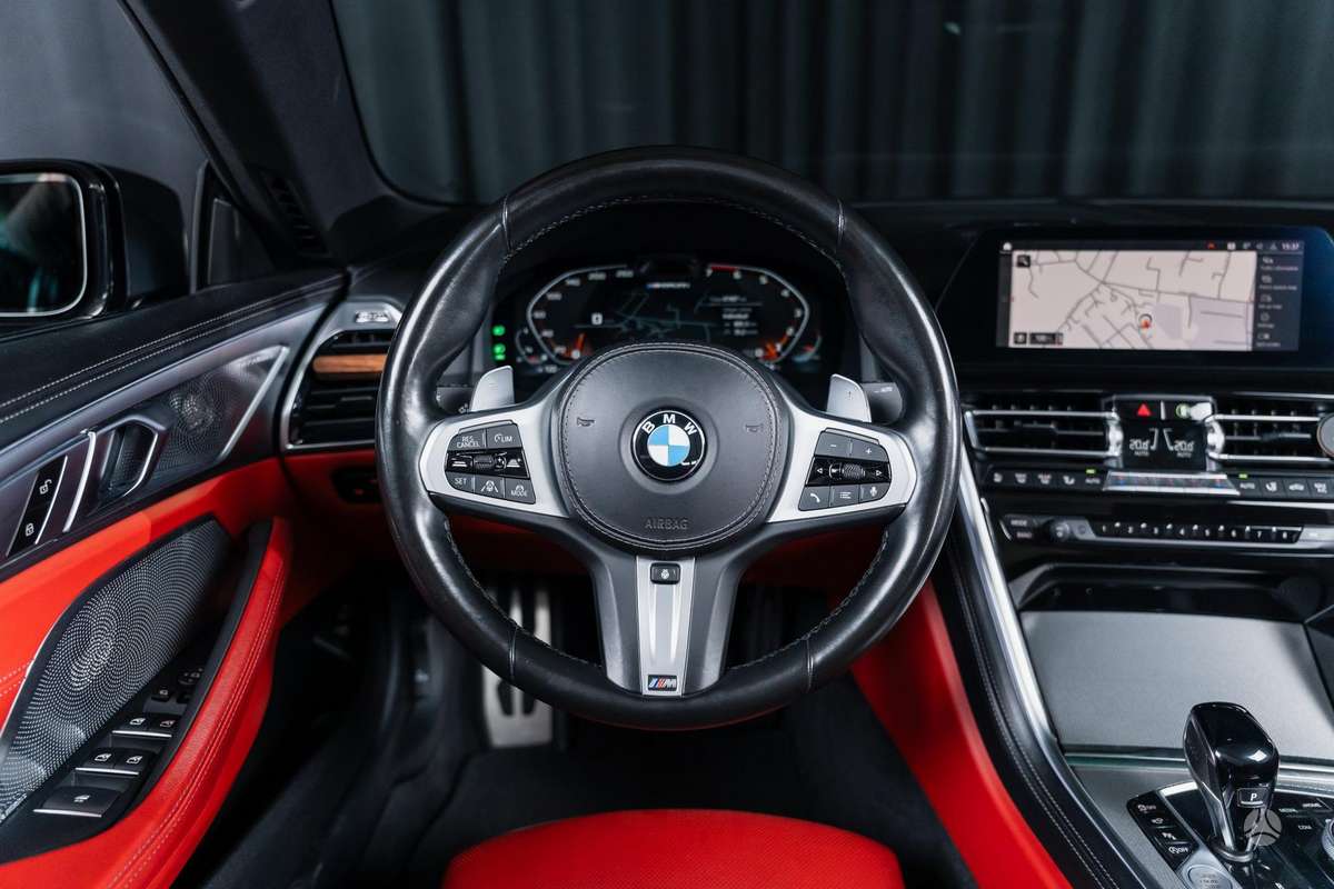 BMW M850, 4.4 l., convertible