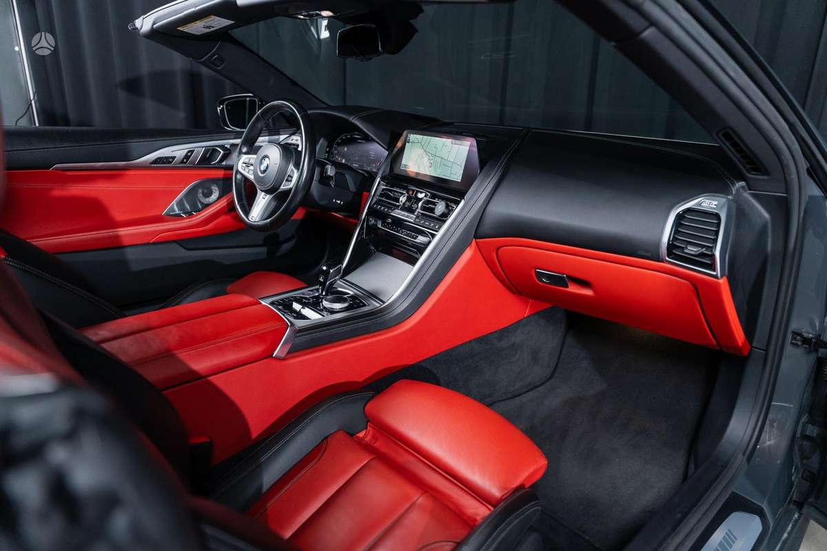 BMW M850, 4.4 l., convertible