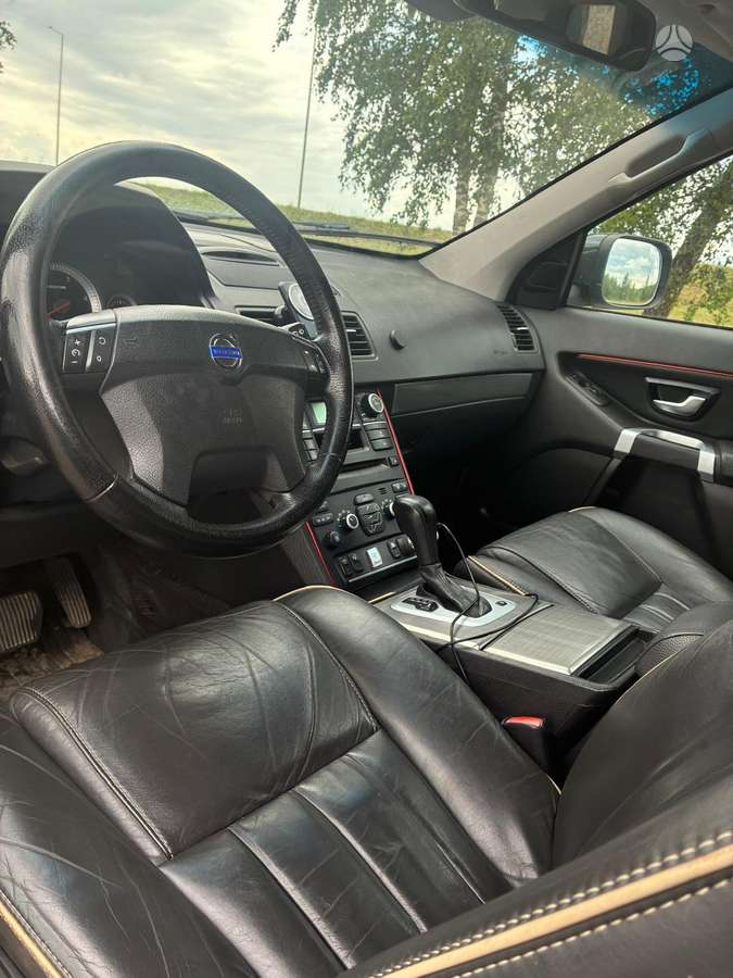 Volvo XC90, 2.4 l., wagon
