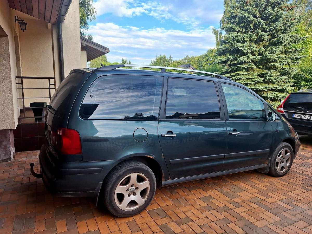Volkswagen Sharan - 3