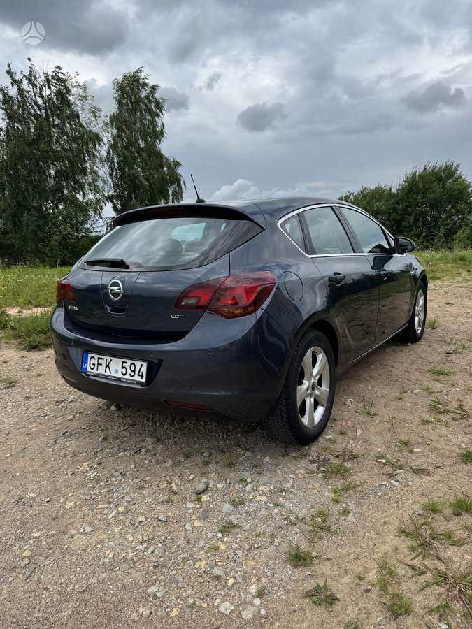 Opel Astra, 1.7 l., hatchback