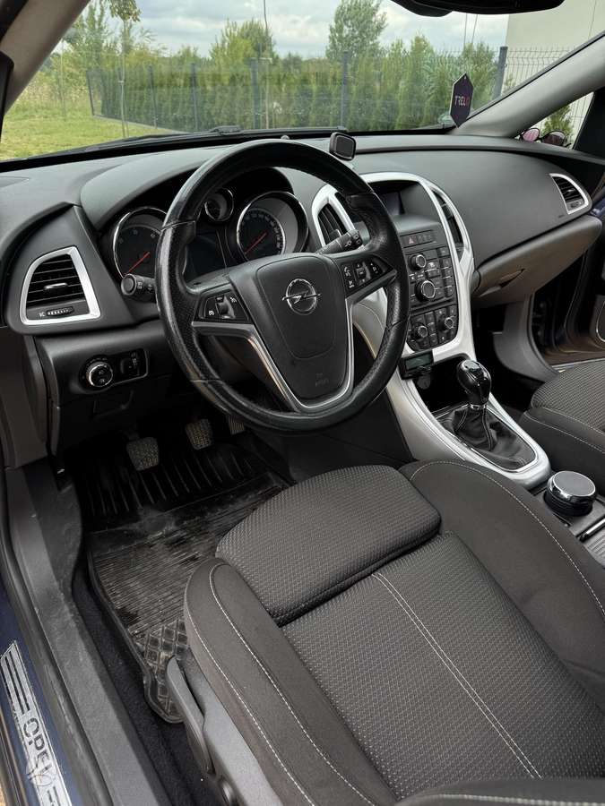 Opel Astra, 1.7 l., hatchback