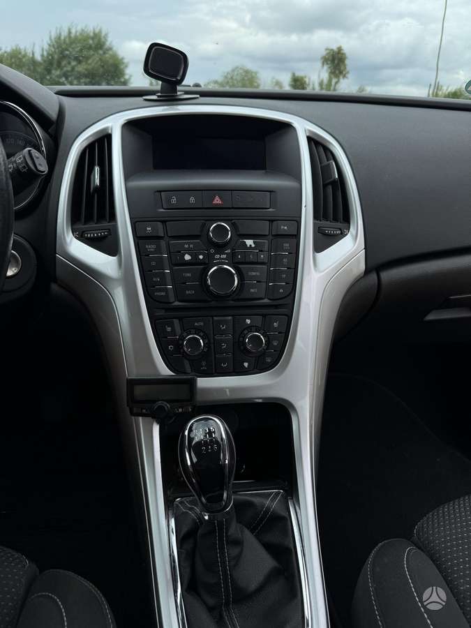 Opel Astra, 1.7 l., hatchback