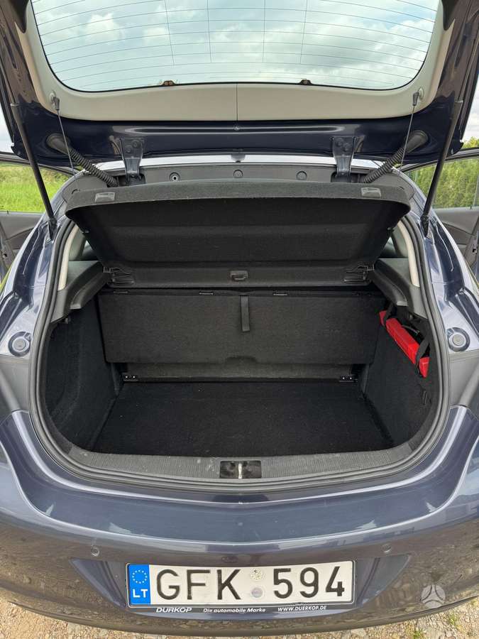 Opel Astra, 1.7 l., hatchback