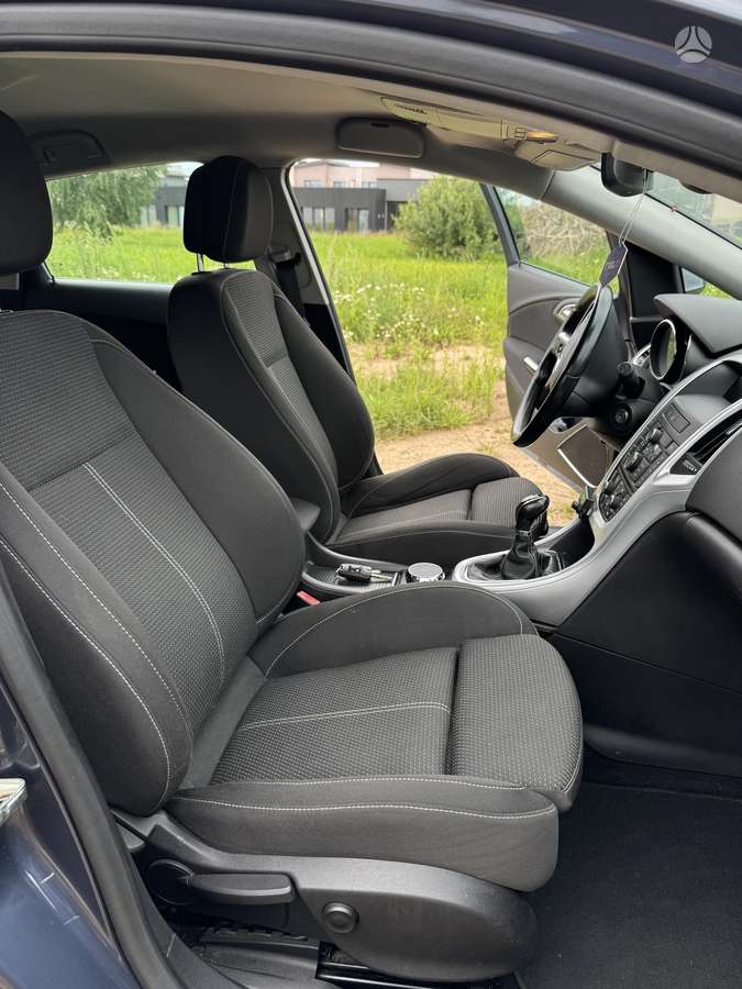 Opel Astra, 1.7 l., hatchback