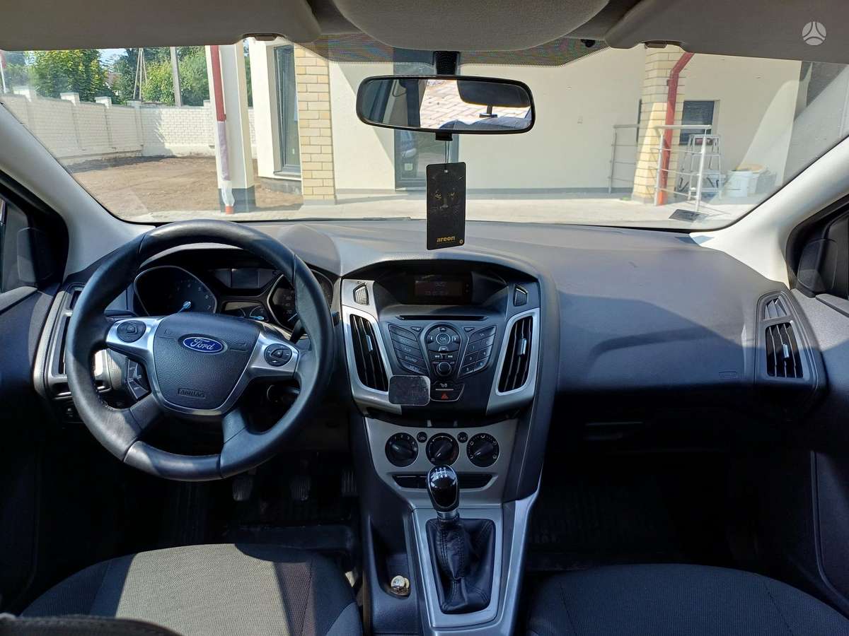 Ford Focus, 1.6 l., Седан