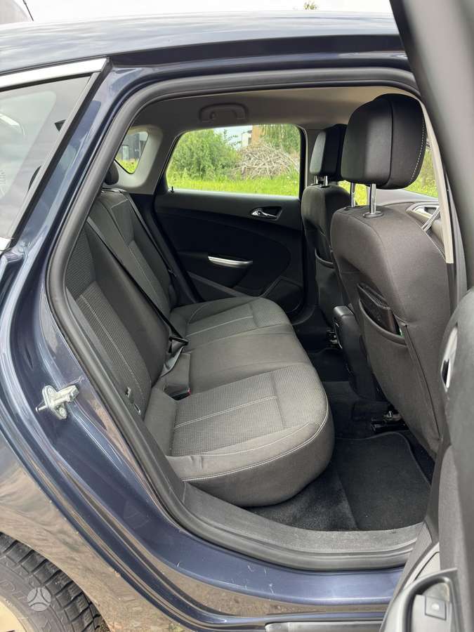 Opel Astra, 1.7 l., hatchback