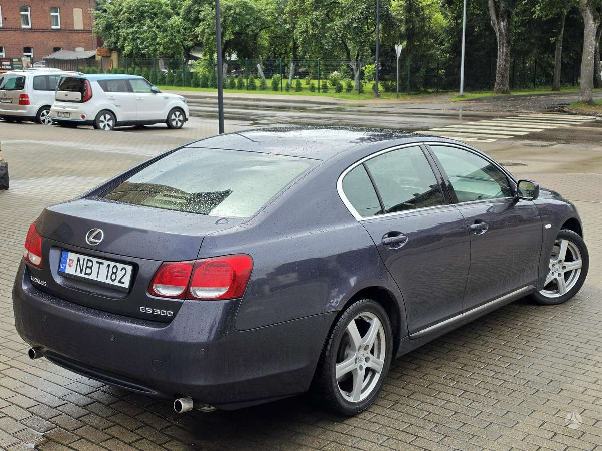 Lexus GS 300, 3.0 l., Седан