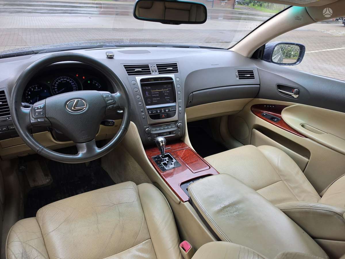 Lexus GS 300, 3.0 l., Седан