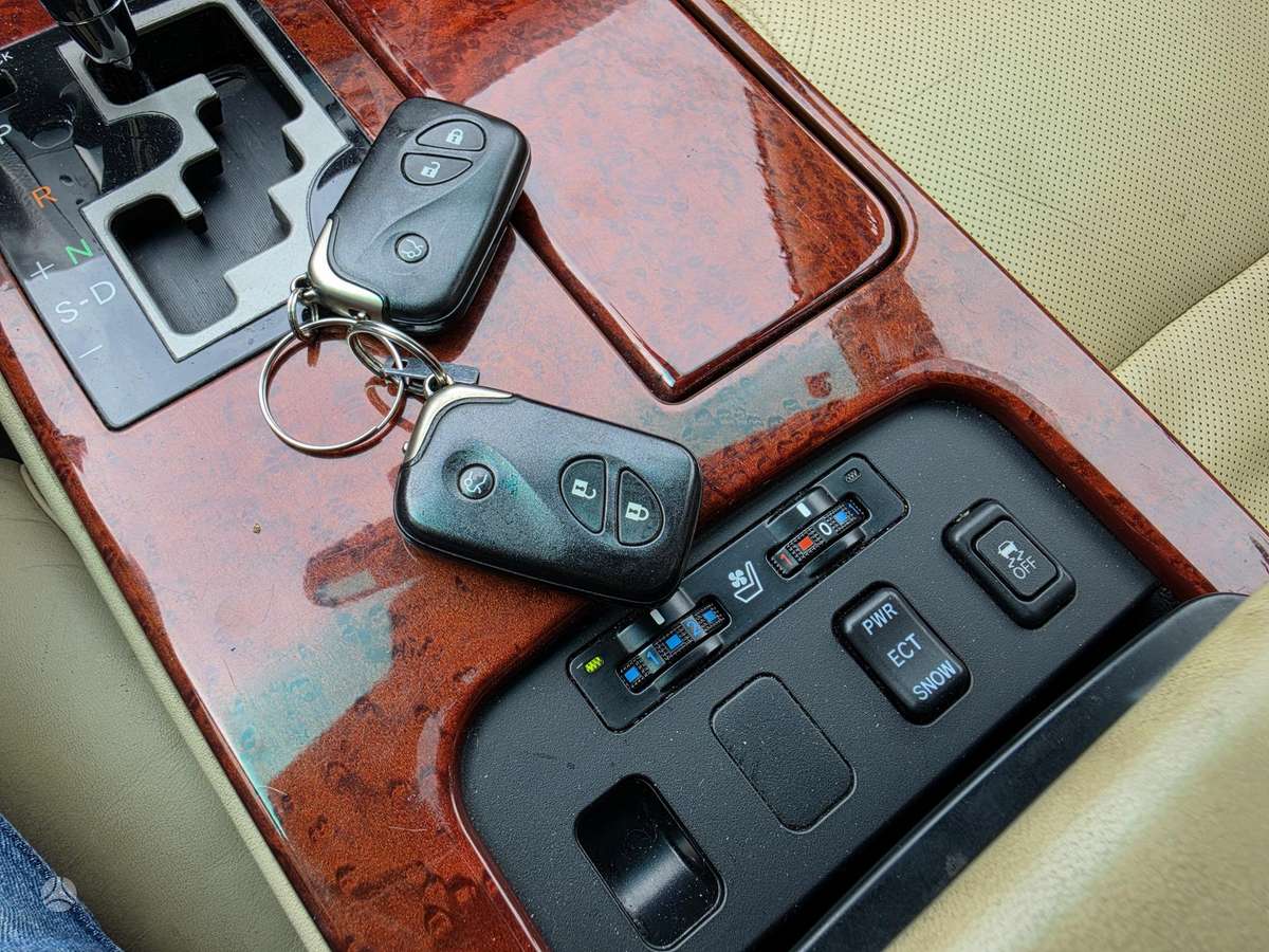 Lexus GS 300, 3.0 l., Седан
