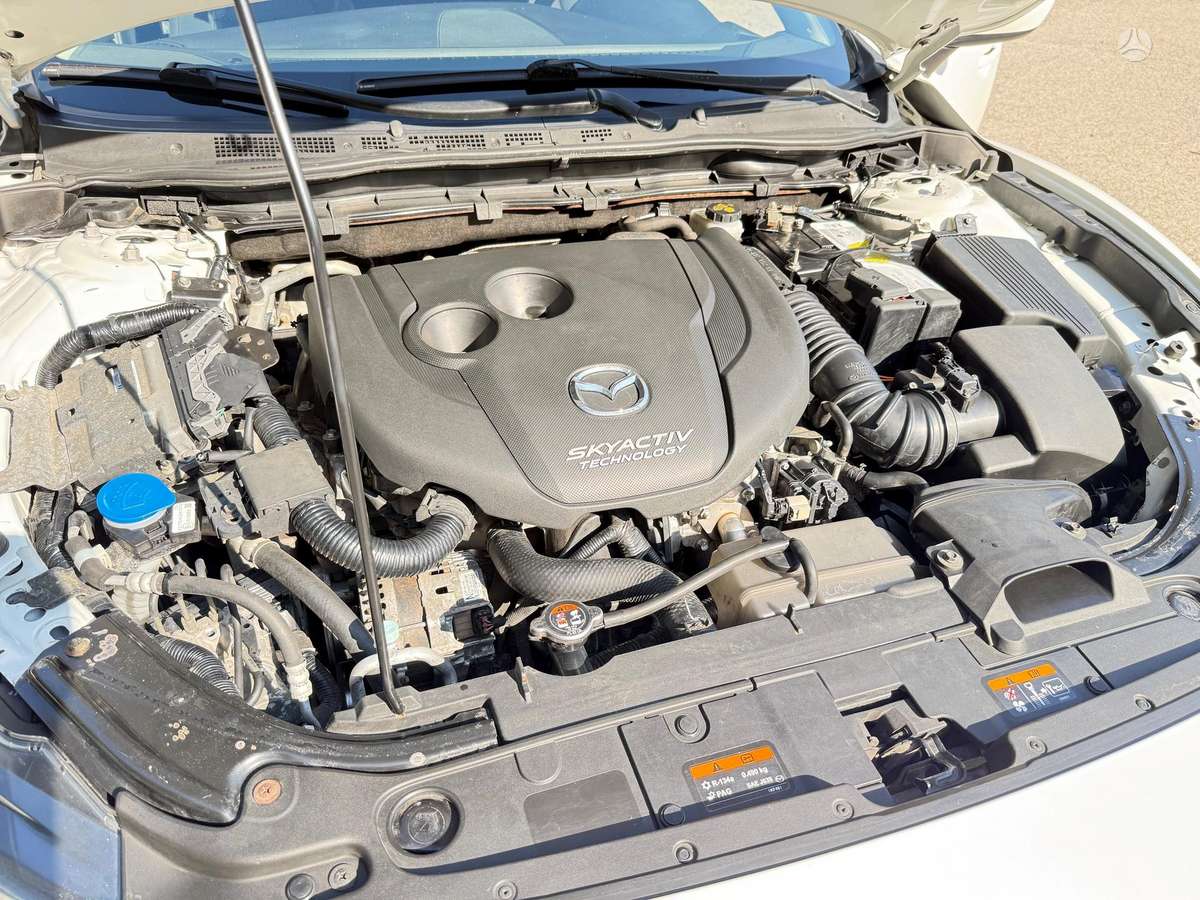 Mazda 6, 2.2 l., universalas