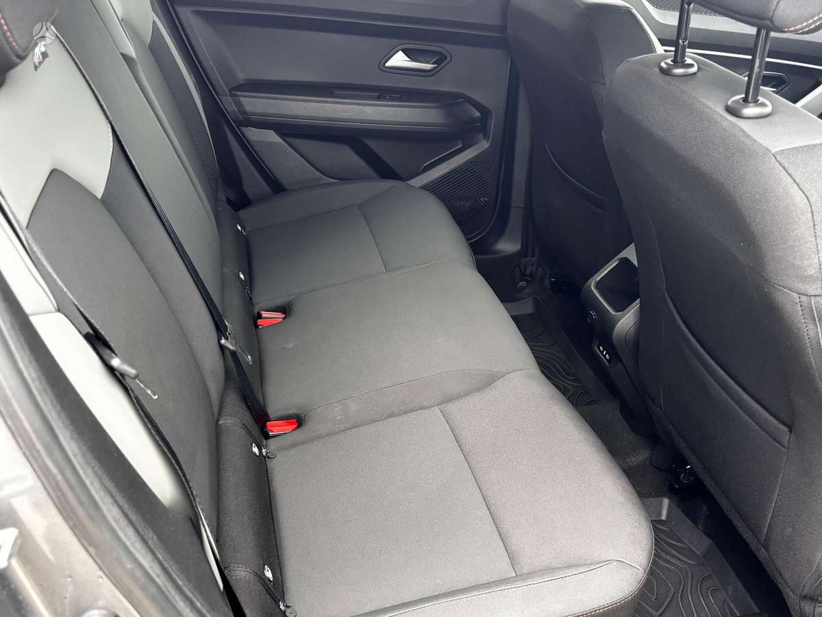 Dacia Duster, 1.2 l., Внедорожник / Кроссовер