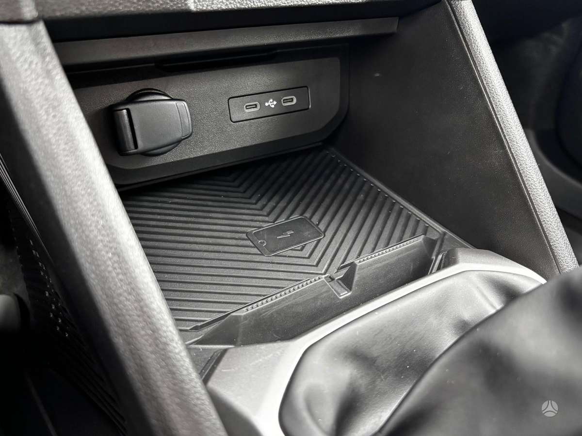 Dacia Duster, 1.2 l., Внедорожник / Кроссовер