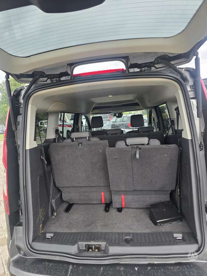 Ford Tourneo Connect, hatchback