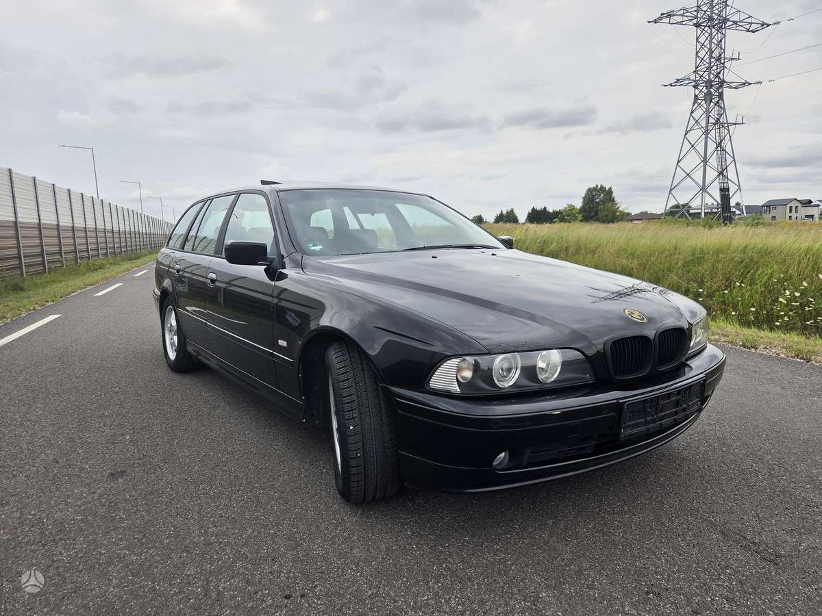 BMW 525, 2.5 l., Универсал