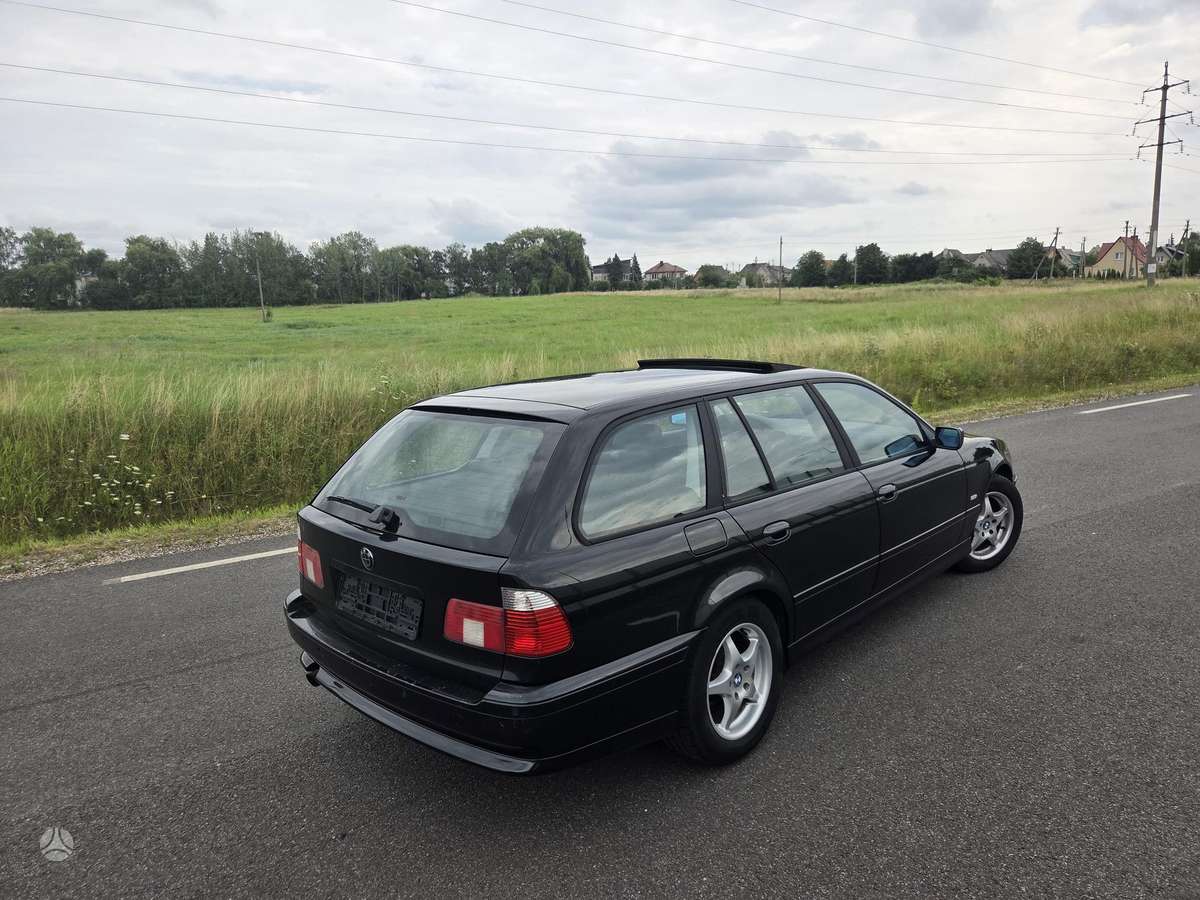 BMW 525, 2.5 l., wagon