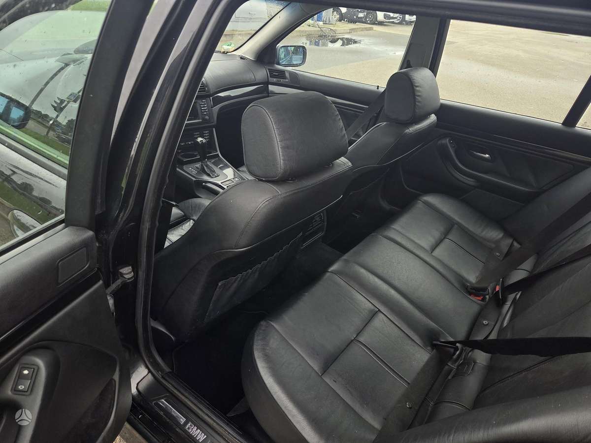 BMW 525, 2.5 l., Универсал