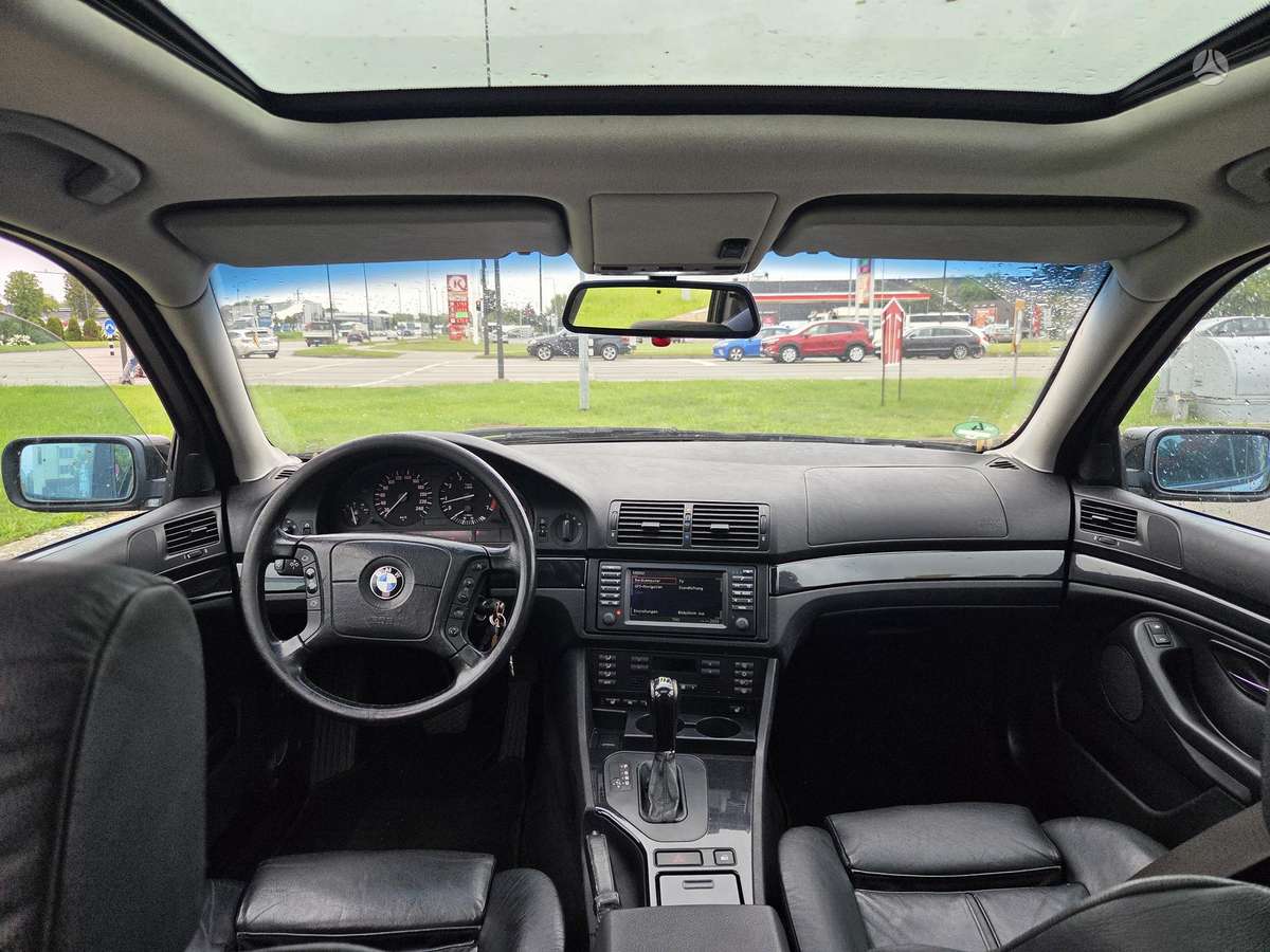BMW 525, 2.5 l., Универсал