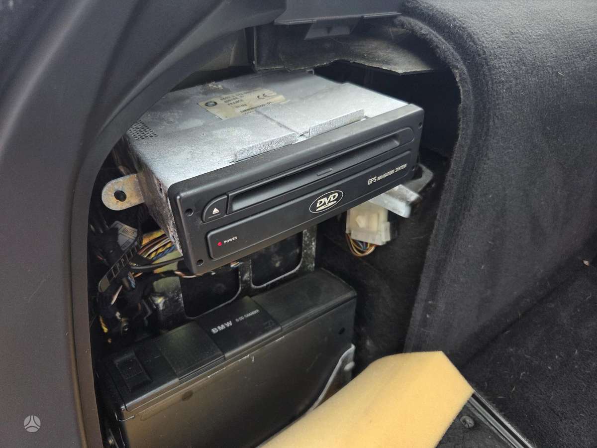 BMW 525, 2.5 l., wagon