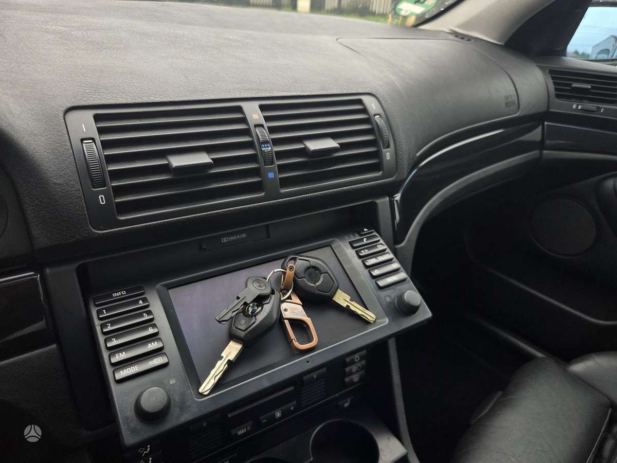 BMW 525, 2.5 l., Универсал
