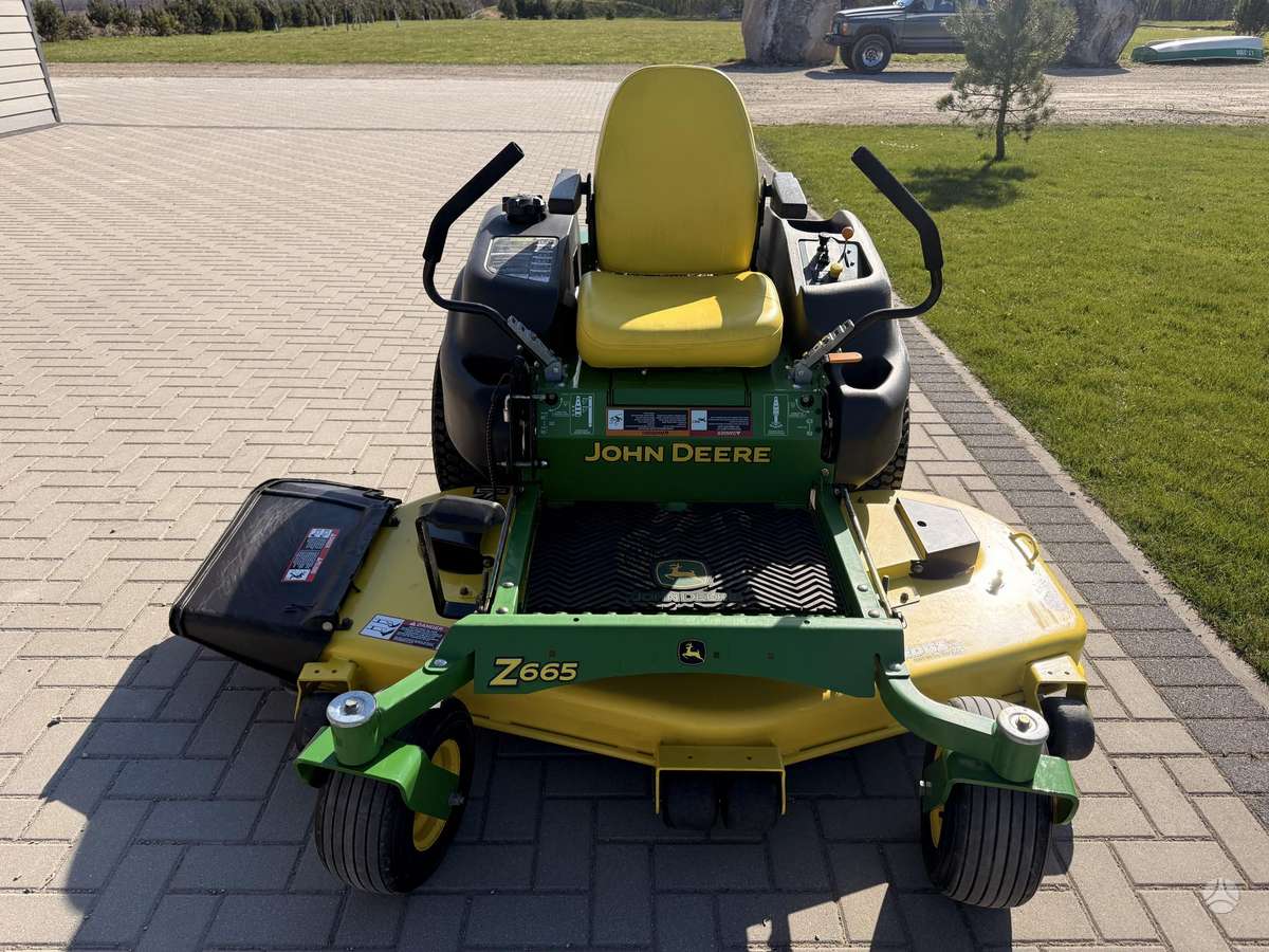 John Deere Z665, garden tractors