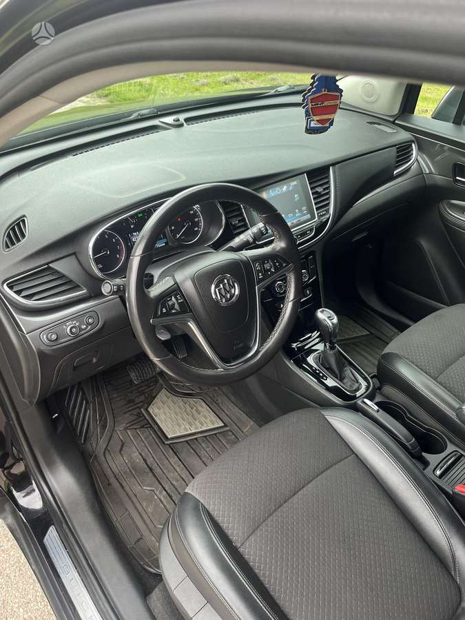 Buick Encore, 1.4 l., off-road / crossover
